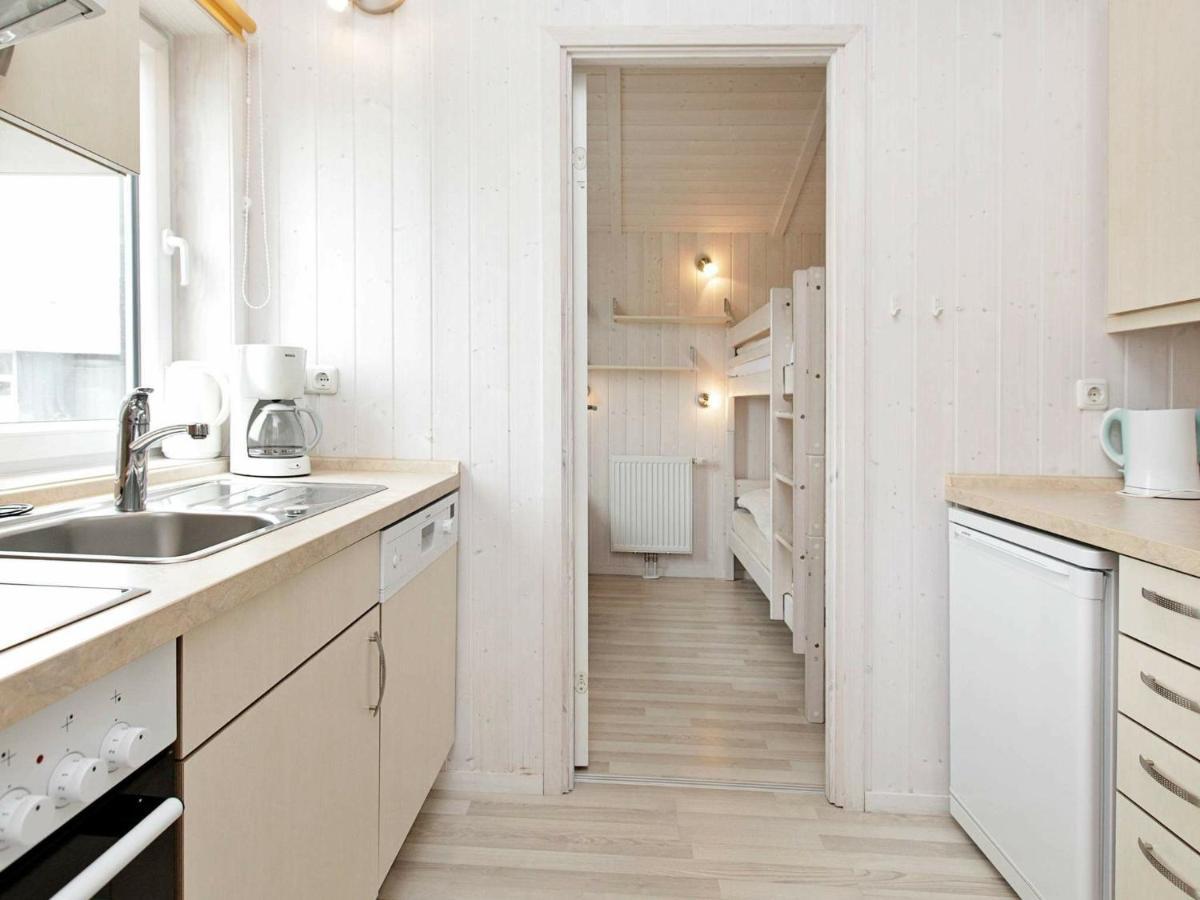5 Person Holiday Home In Grömitz Екстериор снимка
